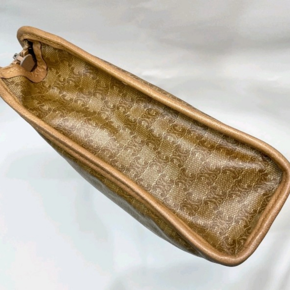 CELINE Macadam Italy M03 Large Leather Carmel Clutch Cosmetic Bag Monogram EUC - Picture 3 of 10